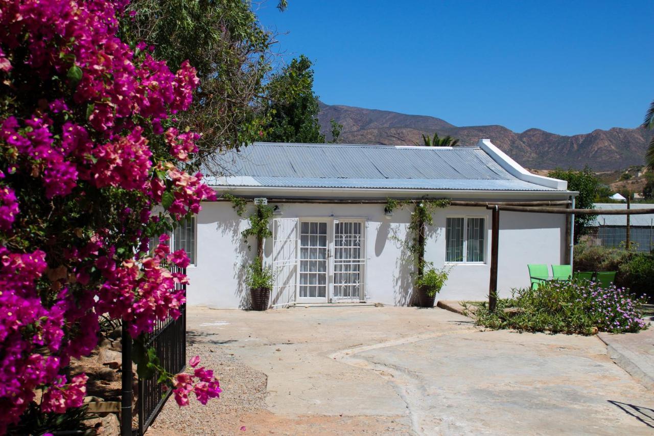 Die Dorpshuis Calitzdorp Exterior foto